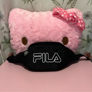 *****SOLD ***** FILA UNISEX BLACK FANNY PACK